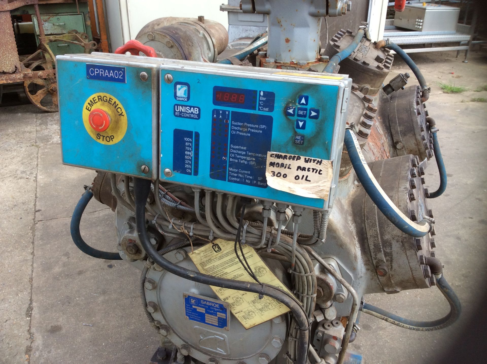 SABROE TSMC116S REFIRGERANT COMPRESSOR C/W UNISAB RT CONTROL UNIT SERIAL NUMBER 110484  (1994)