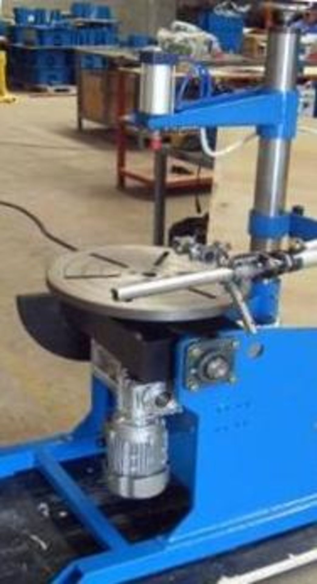 Mint Welding Positioner 1300lbs Capacity, Full rotatation & tilt capability with variable speed