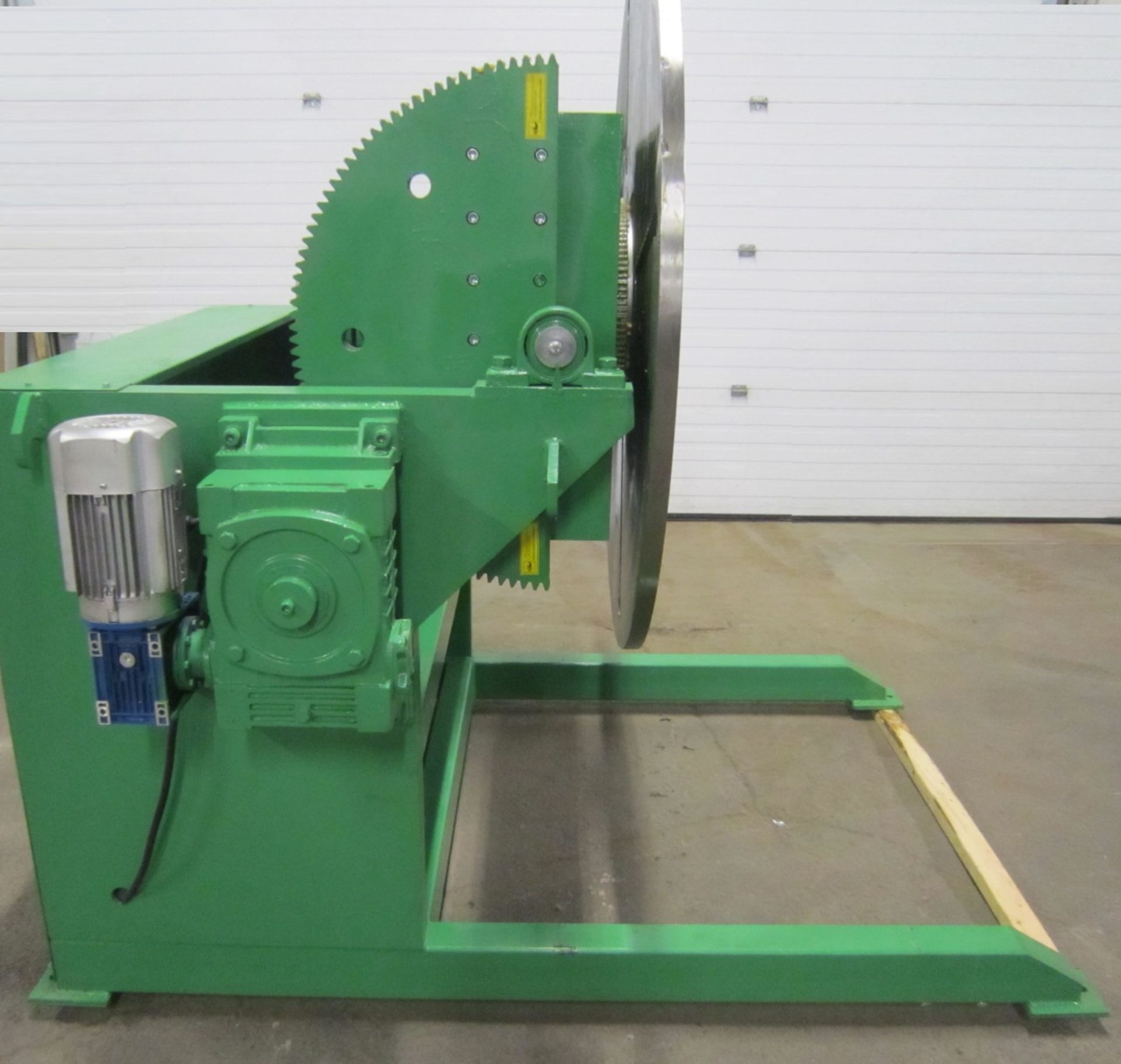 Mint Welding Positioner 5000lbs Capacity, Full rotatation & tilt capability with variable speed