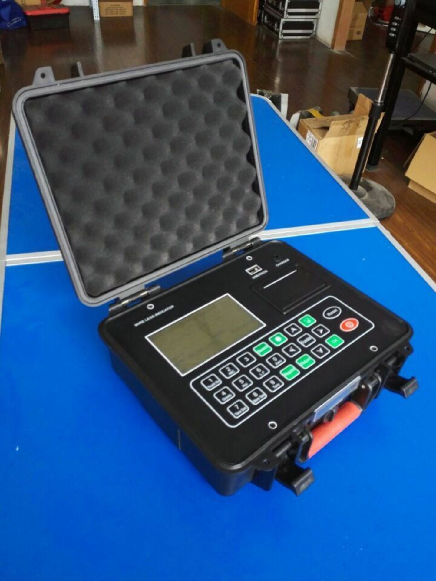 Mint Wireless Crane scale 20 ton / 40,000lbs Capacity with digital scale readout in heavy duty - Image 2 of 2