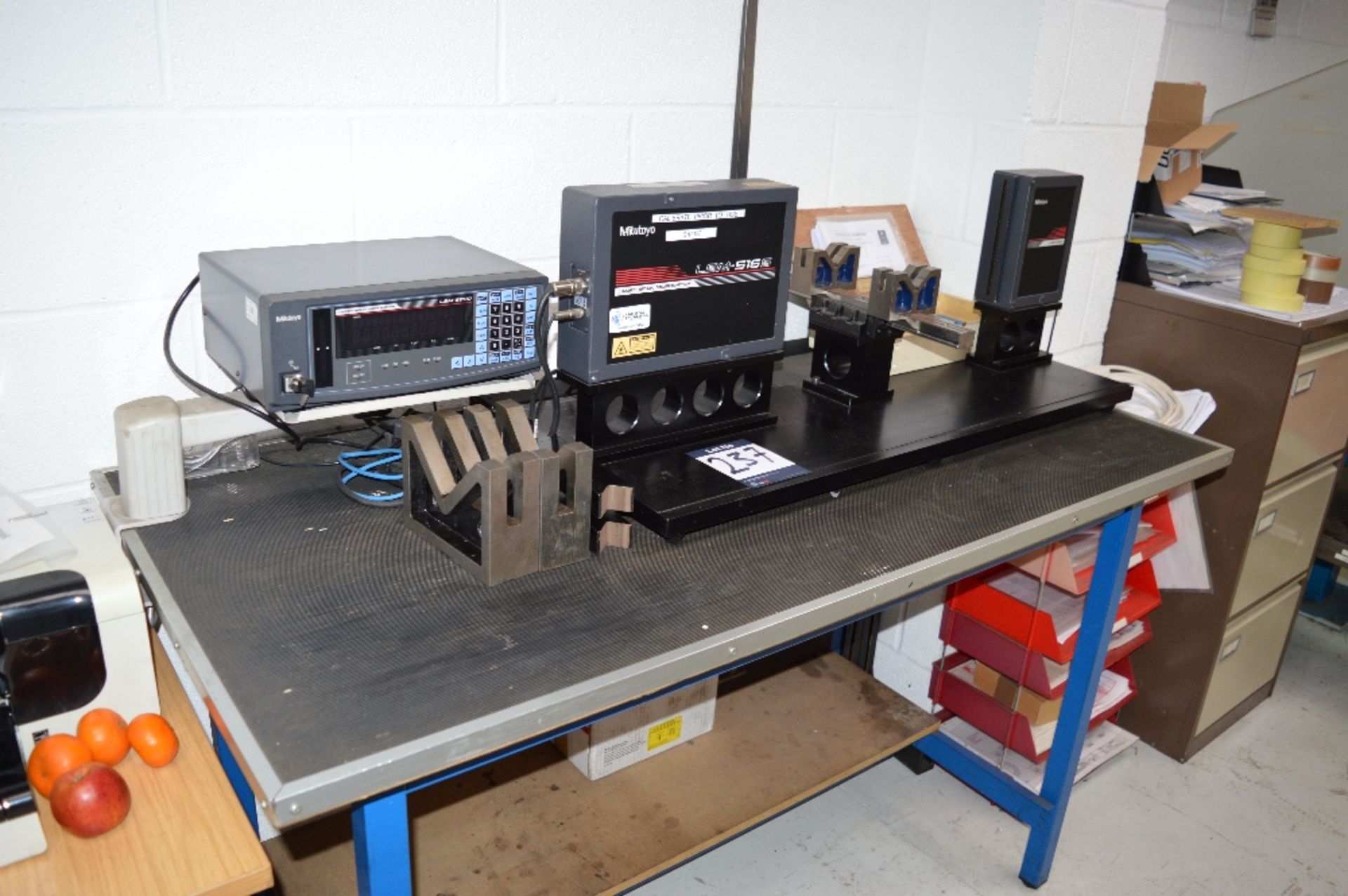 Mitutoyo LSM-516 S laser scan micrometer
Serial no - Image 2 of 5