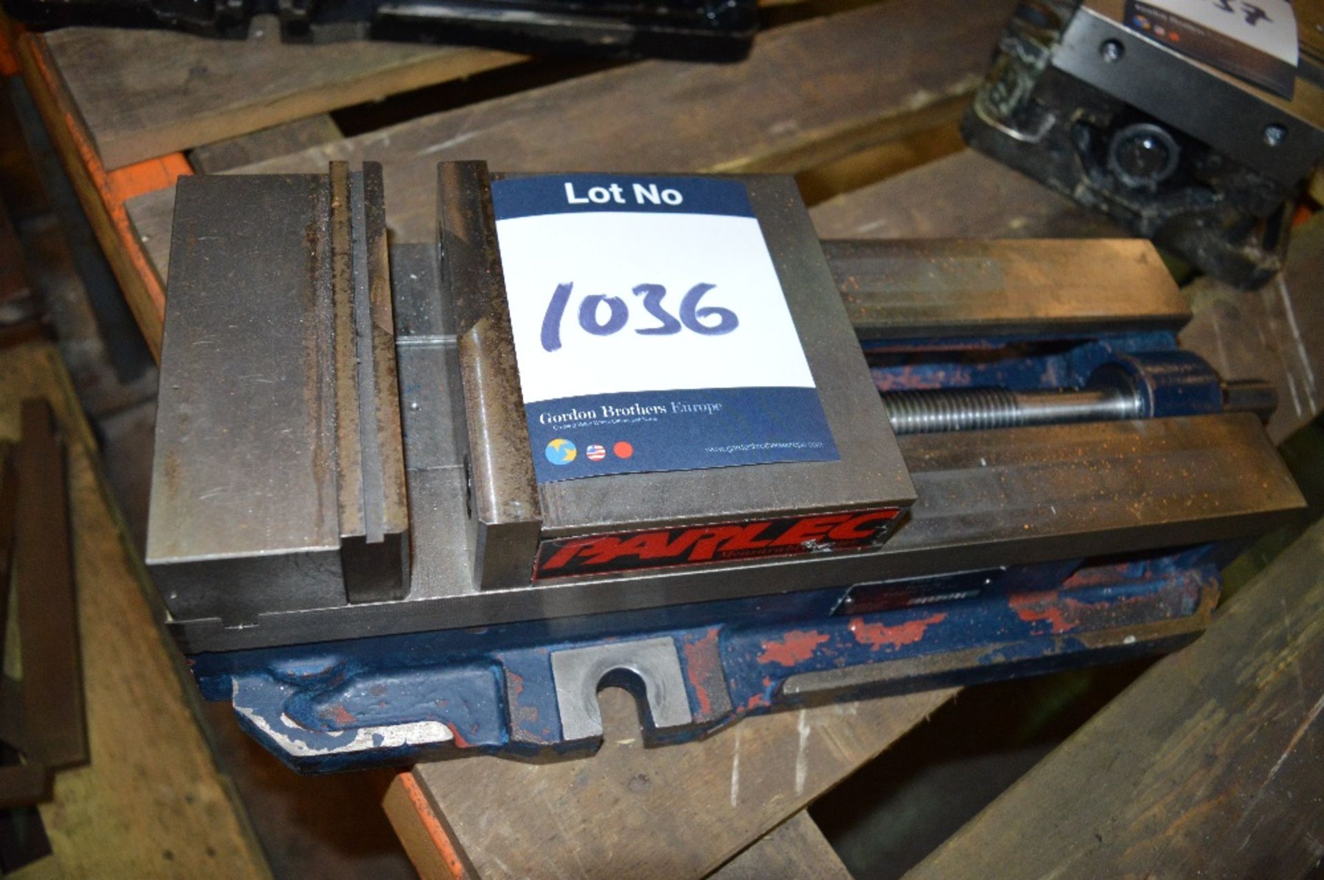 Parlec, PWS6900, Single Station Machine Vice
Seria