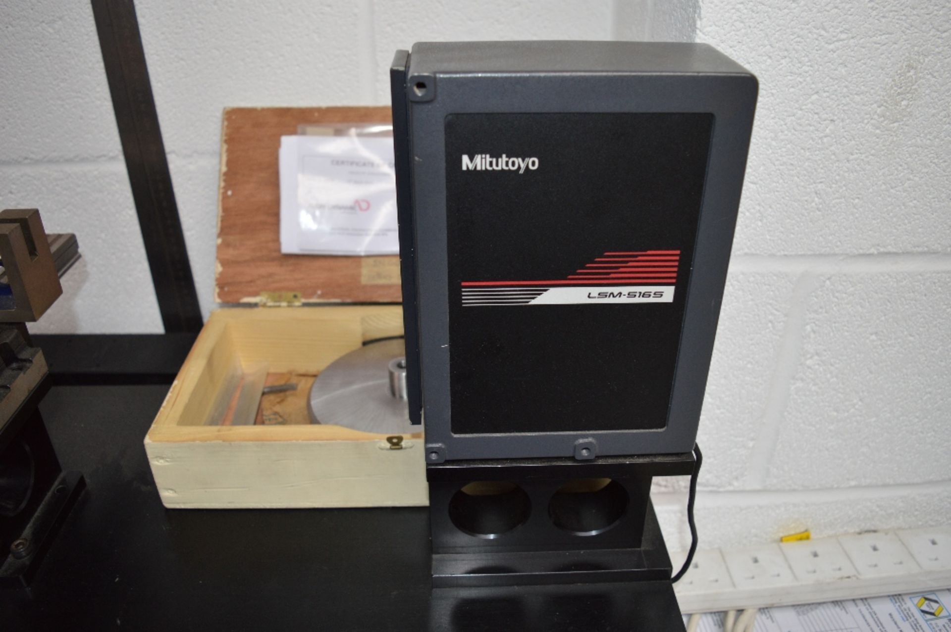 Mitutoyo LSM-516 S laser scan micrometer
Serial no - Image 5 of 5