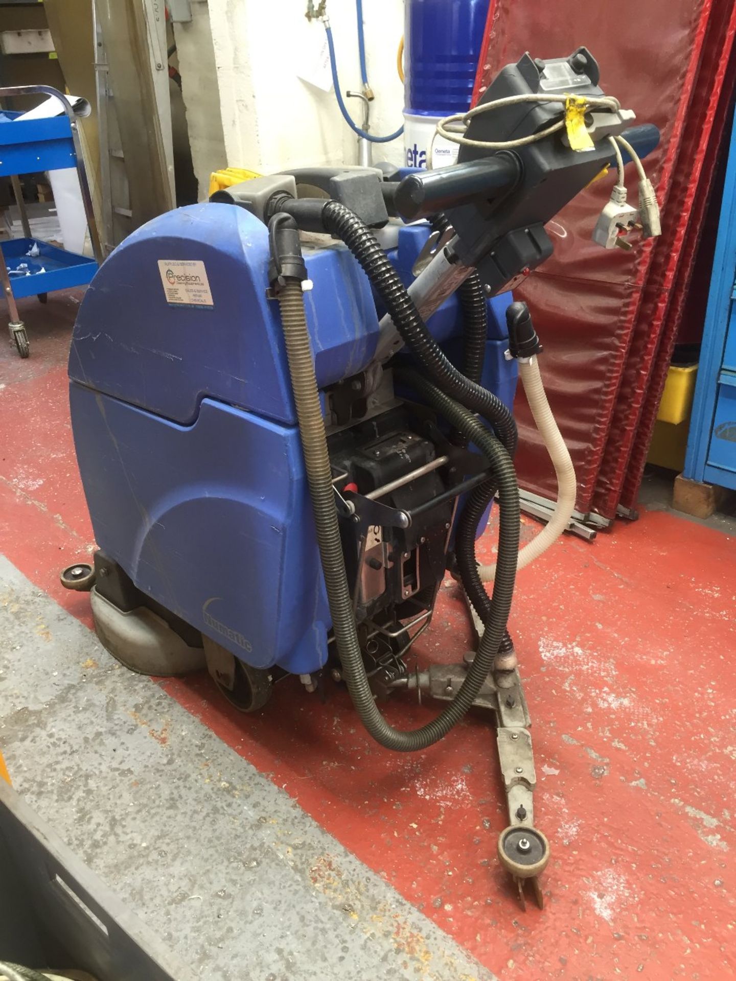 Numatic TTB 4552/100S battery floor scrubber
Seria - Image 2 of 2