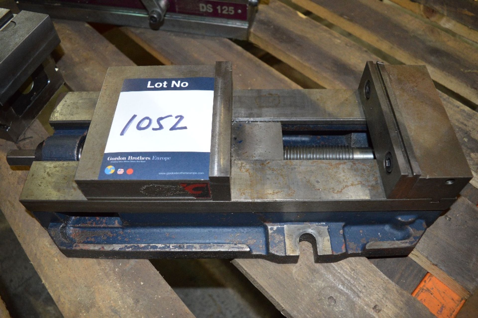 Parlec, PWS6900, Single Station Machine Vice
Seria