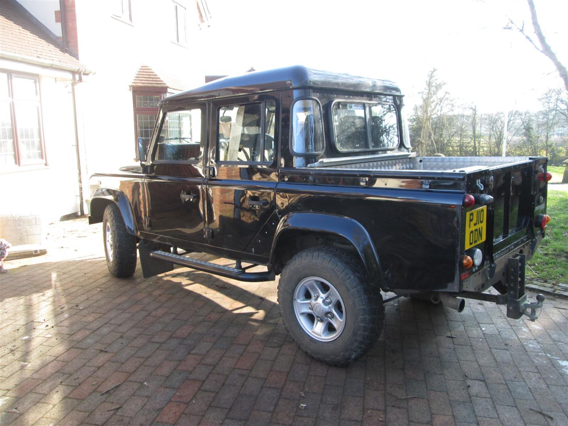 LAND ROVER Defender 110 XS DC LWB (2010) - Image 20 of 20