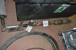 Pneumatic pole scabbler
A515476