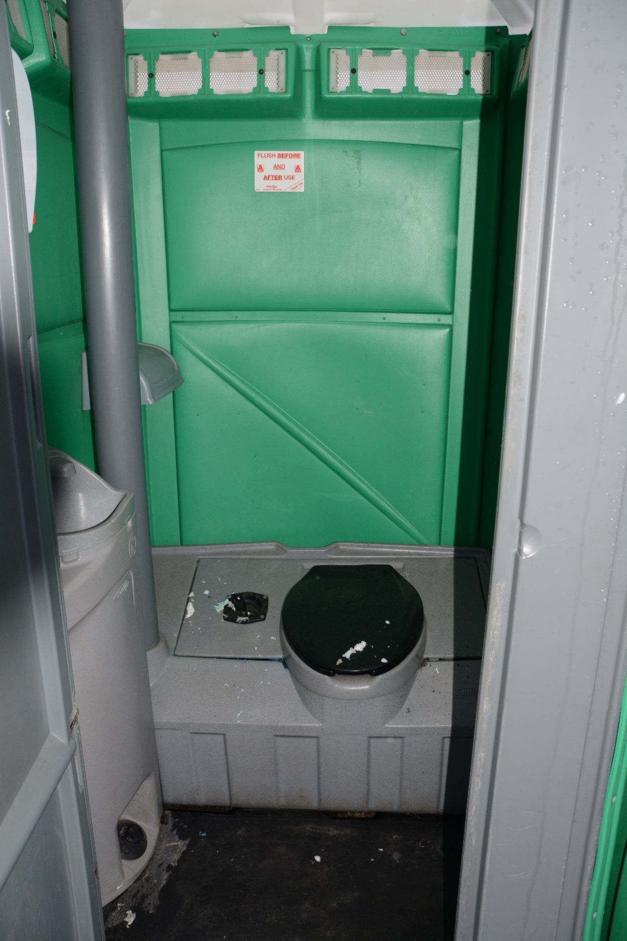 Portable toilet cubicle - Image 2 of 2