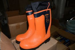 Pair of Stihl chainsaw safety boots Size 11 New & unused