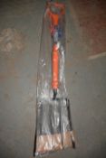 Spear & Jackson fibreglass insulated contractors fork New & unused