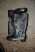 Dunlop black safety wellington boots Size 5 New & unused