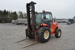 Manitou M26-4 rough terrain fork lift truck
Year: 2000
S/N: 144636
Recorded hours: 01778