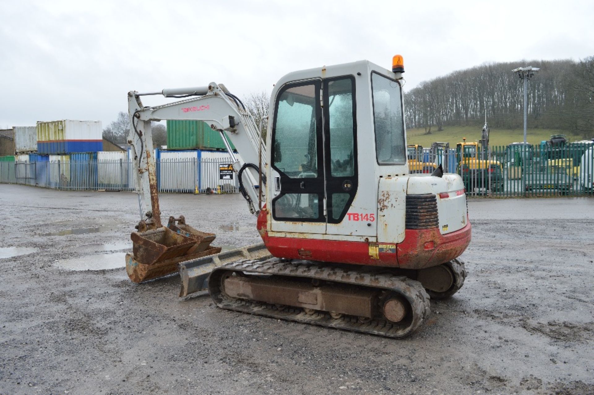 Takeuchi TB145 4.5 tonne rubber tracked midi excavator
Year: 2007
S/N: 14517066
Recorded Hours: - Image 2 of 11