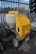 Commodore diesel driven site mixer
c/w electric start
A443883