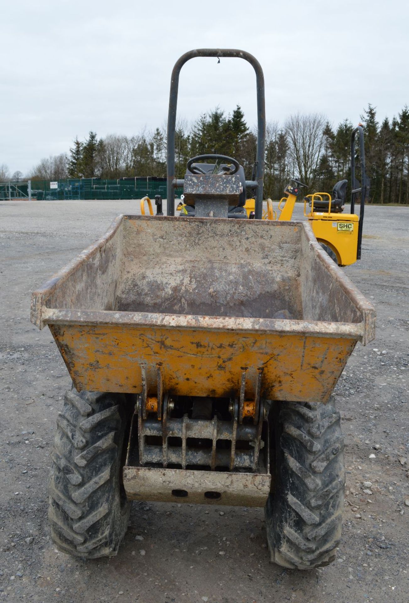 Benford Terex HD1000 1 tonne hi-tip dumper
Year: 2004
S/N: E411HM536
Recorded Hours: 1900 S5470 - Image 5 of 12