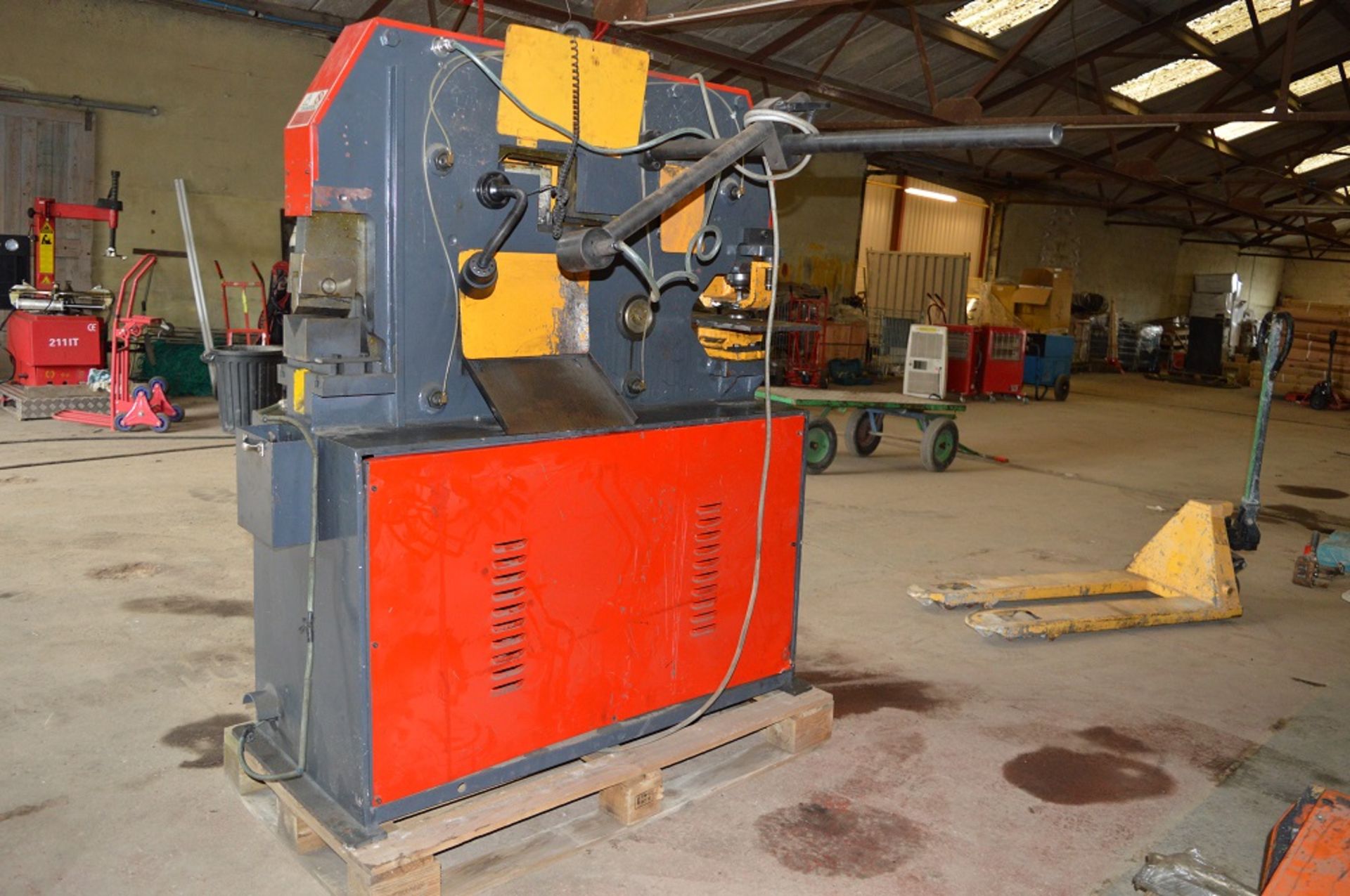 Carter HIW - 60 600 Kw universal metal worker - Image 3 of 8