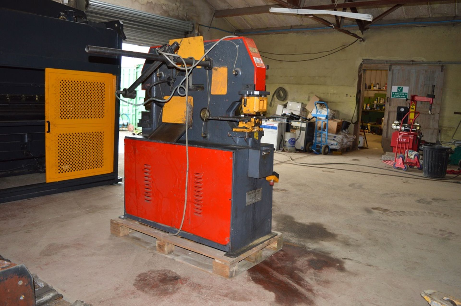 Carter HIW - 60 600 Kw universal metal worker - Image 4 of 8