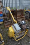 Bomag BW55E diesel driven pedestrian roller
Year: 2009
S/N: 028594
136300