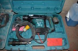 Makita 110v rotary hammer drill c/w carry case 3075156
