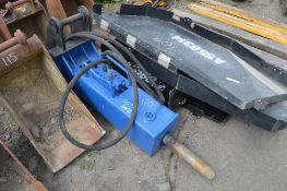 Hydraulic breaker to suit 9 to 12 tonne machine