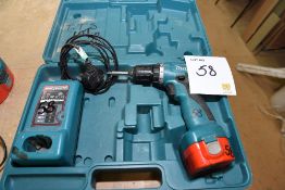 Makita 6270D 12v cordless drill
c/w charger & carry case