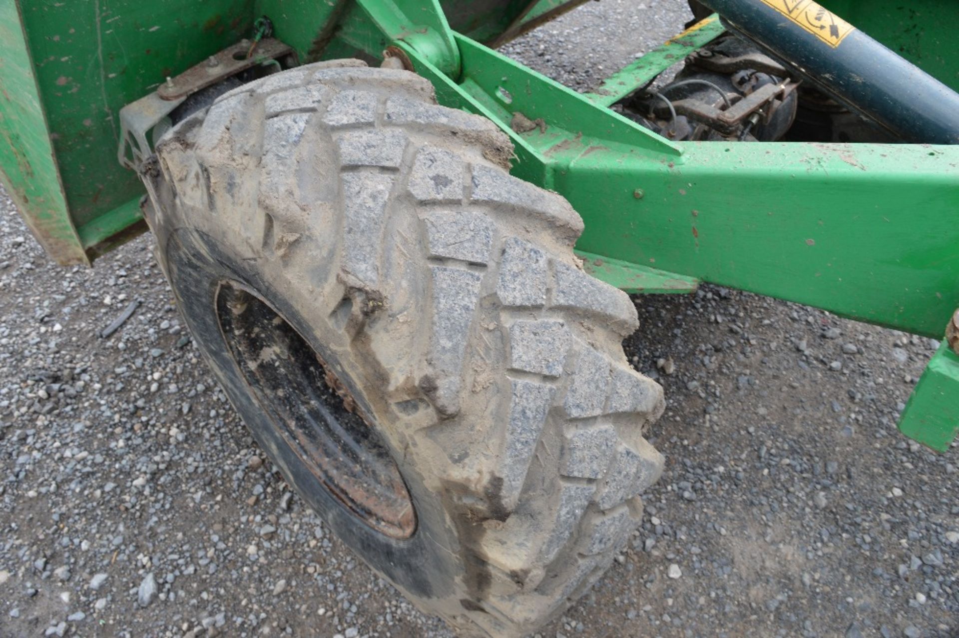 Benford Terex 3 tonne straight skip dumper
Year: 2007
S/N: E707FR213
Recorded Hours: 1778 - Image 10 of 12