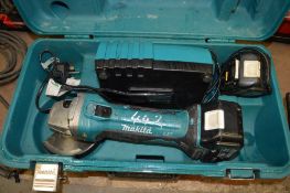 Makita 18v 115mm cordless angle grinder c/w spare battery, charger & carry case A539960