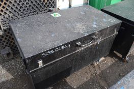 Sentribox steel site safe c/w keys SSB0186H