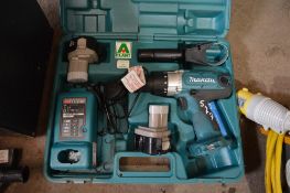 Makita 12v cordless drill c/w charger, spare battery & carry case A575366