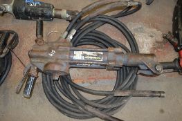 Stanley hydraulic anti vibe breaker c/w hoses A408260