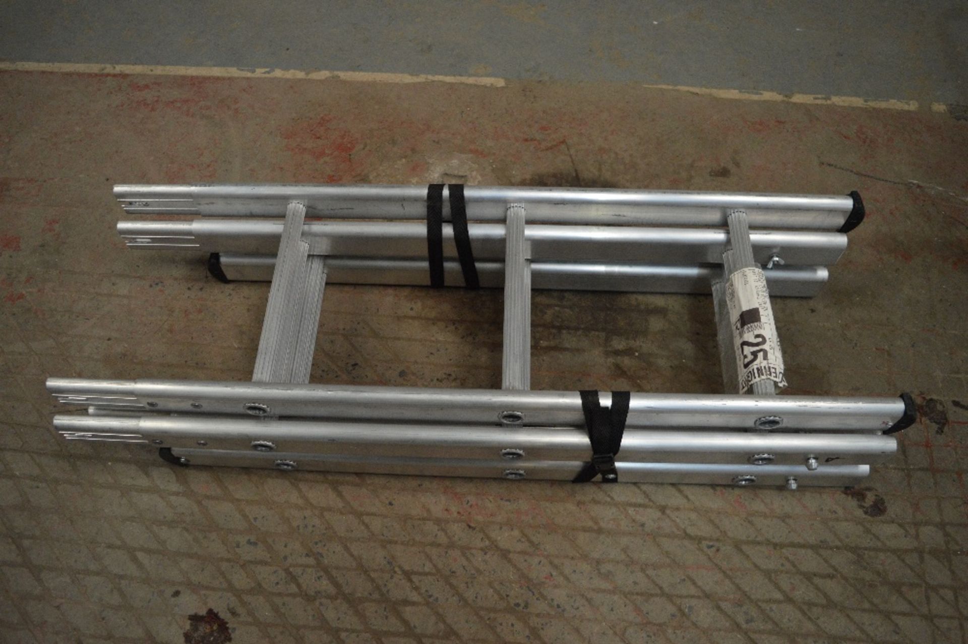 4 piece aluminium ladder New & unused
