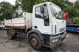 Iveco 180 E24 18 tonne tipper wagon
Registration Number: FJ06 MDX
Date of Registration: 28/04/2006