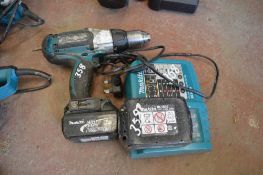 Makita 18v cordless drill c/w charger & spare battery P45460