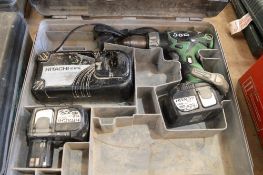 Hitachi 18v cordless drill c/w charger, spare battery & carry case P45386