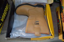 Pair of Sterling rigger boots size 5 New & unused