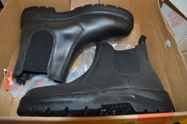 2 pairs of Goliath safety dealer boots size 8 New & unused