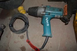 Makita 110v 1/2 inch drive impact gun 3011788 **Please assume this lot isn't working unless tested