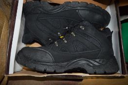 Pair of Ambler black safety boots size 12 New & unused