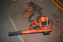 1,5 tonne lever hoist **No VAT on hammer price but VAT will be charged on Buyers Premium**