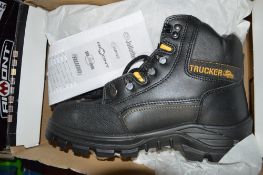 2 pairs of Trucker black safety boots size 6 New & unused