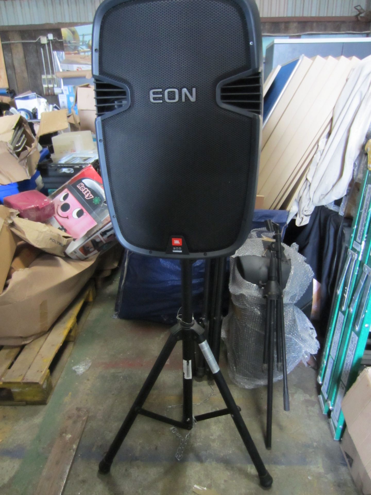 Pair of JBL 500 Series EON Pro Speakers on Tripod stands - Image 4 of 5