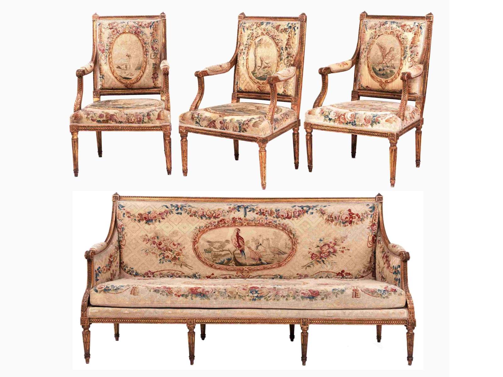 Louis XVI living room suiteArmchair height: 100 cm. Width: 64 cm. Depth: 64 cm. Sofa height: 102 cm.