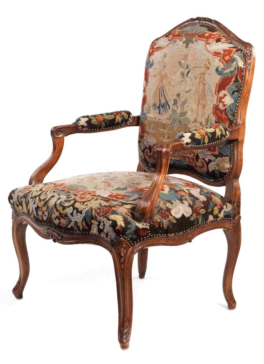 Rococo fauteuil à la reineHeight: 99 cm. Width: 67 cm. Depth: ca. 59 cm. France, 2nd quarter of
