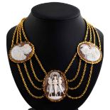 Cameo necklaceNecklace length: ca. 44 cm. Dimensions of the central cameo: ca. 5.6 x 5.5 cm. Weight: