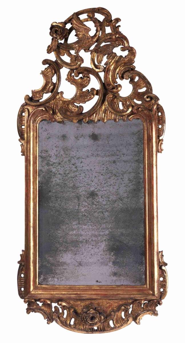 Fine Rococo mirror106 x 49 cm. South Germany, 18th century. Carved giltwood. Original mirror