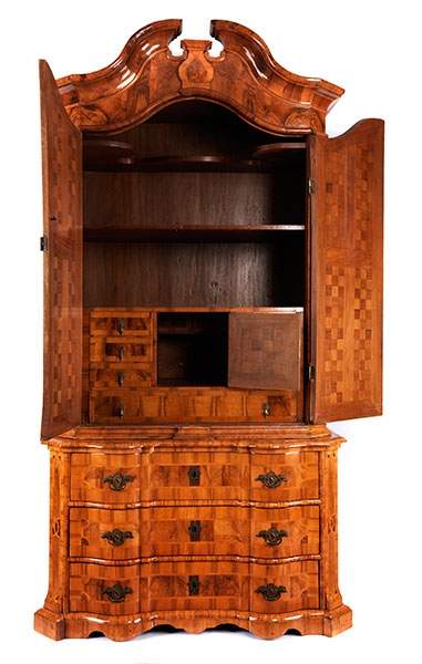 Baroque cabinet-on-chest with fine veneerHeight: 248 cm. Width: 130 cm. Depth: 74 cm. Probably - Image 3 of 4