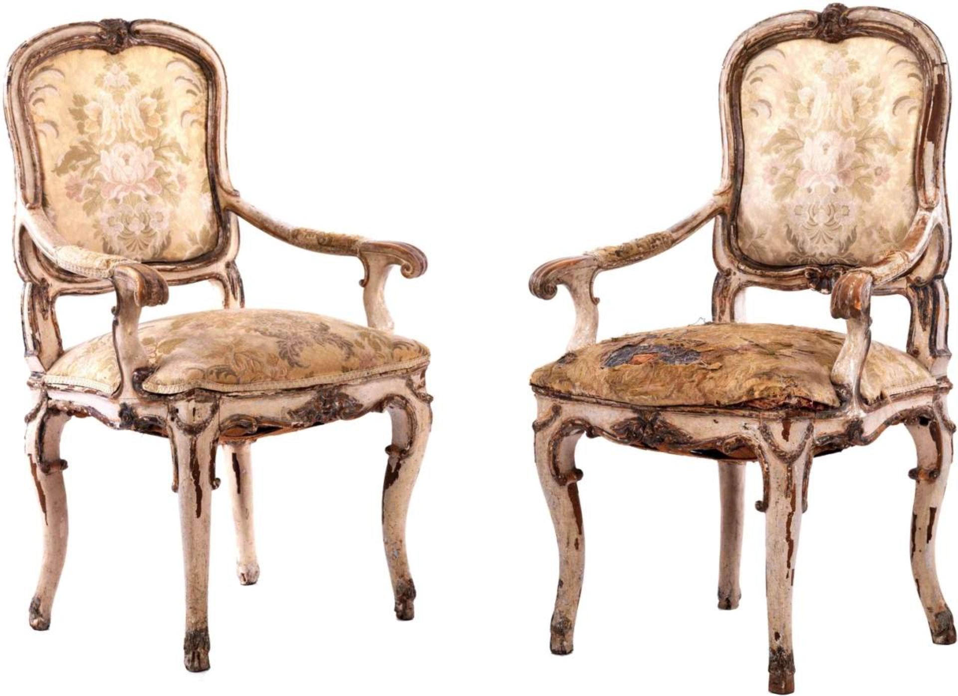 Pair of Rococo armchairsHeight: 99.5 cm. Width: 63 cm. Depth: 50 cm. Bayreuth, 18th century. - Bild 4 aus 5