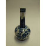 A Chinese blue and white bottle vase, la