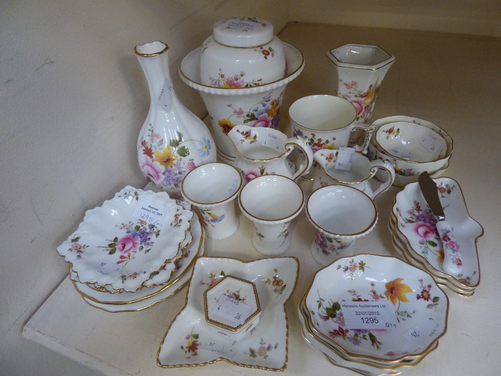 A lot of Royal Crown Derby 'Derby Posies