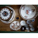 A collection of assorted trinket porcela